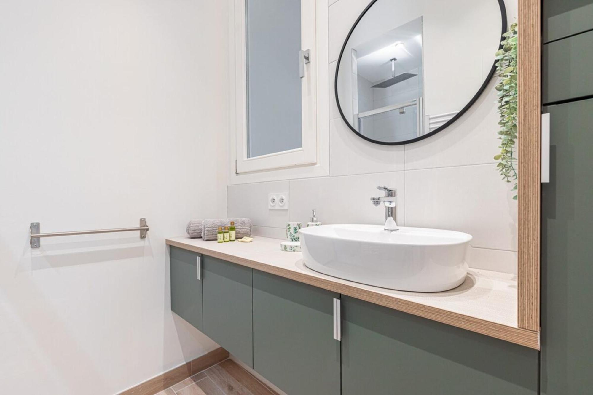 Gesu - 2 Bedroom In Old Town - Gesu Square * Nice