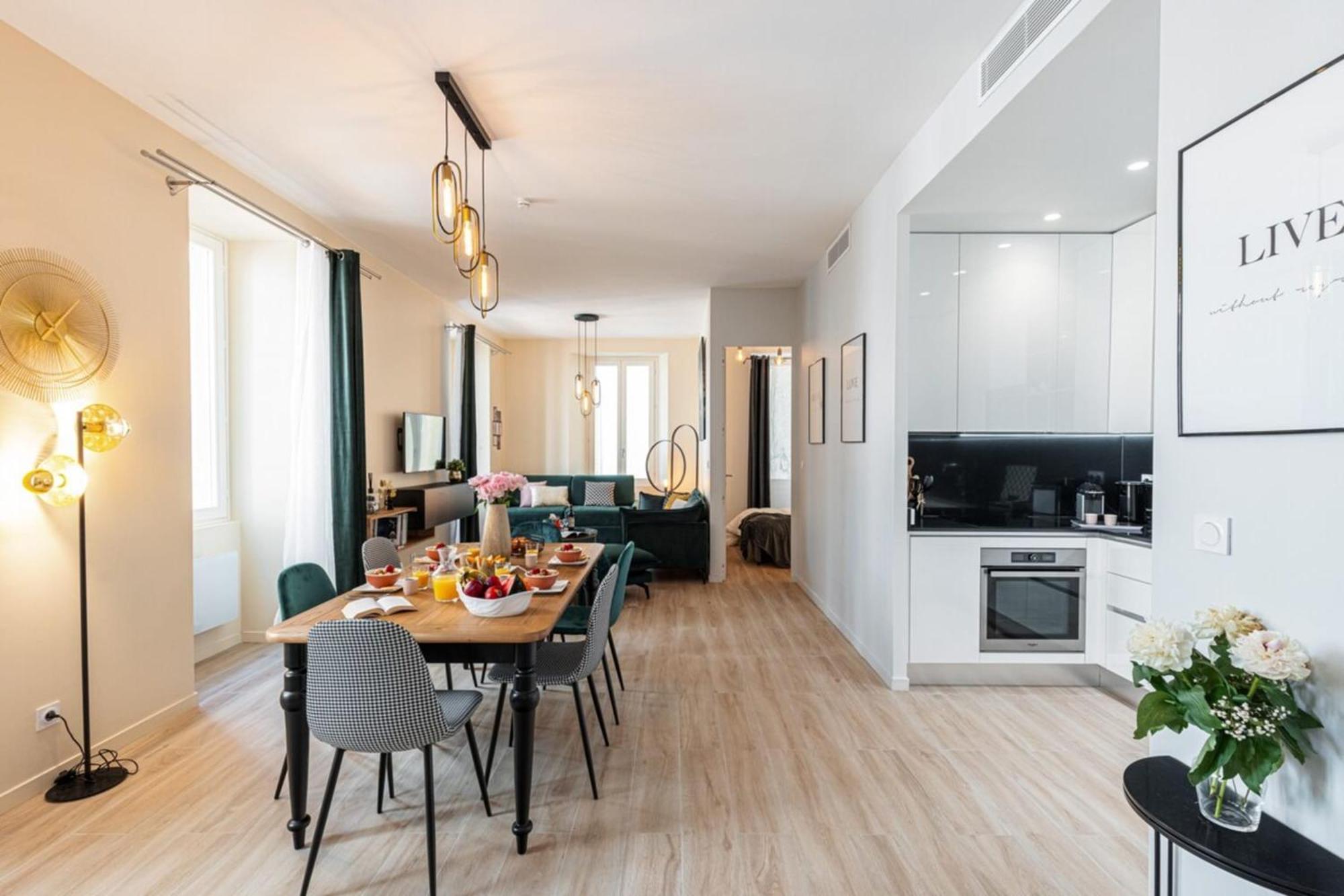 Gesu - 2 Bedroom In Old Town - Gesu Square Appartement *